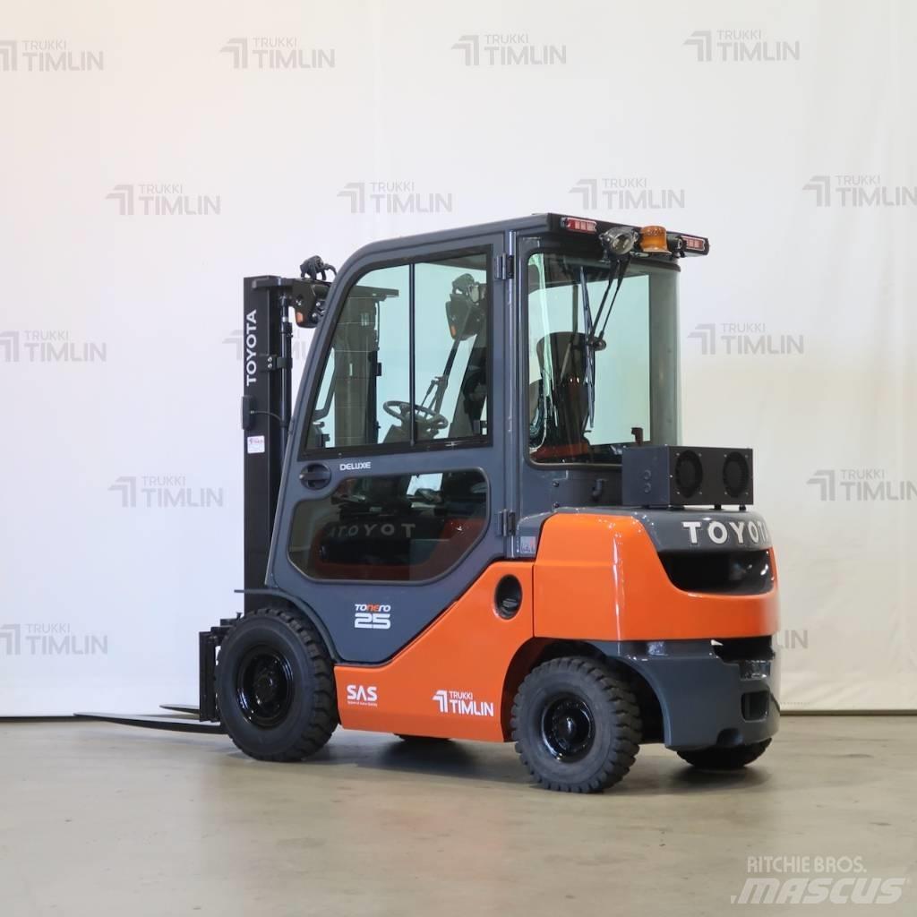 Toyota 52-8FDF25 Dizelski viljuškari