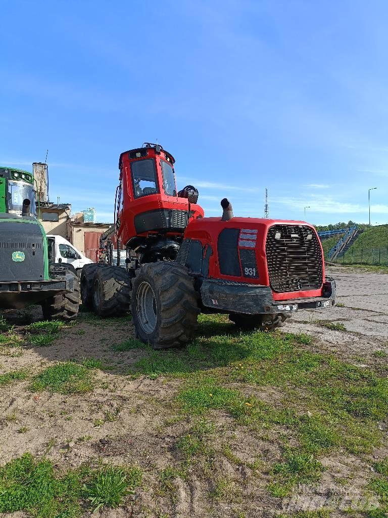Komatsu 931 Harversteri