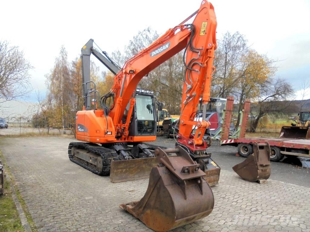 Doosan DX 140 LCR-3 Bageri guseničari