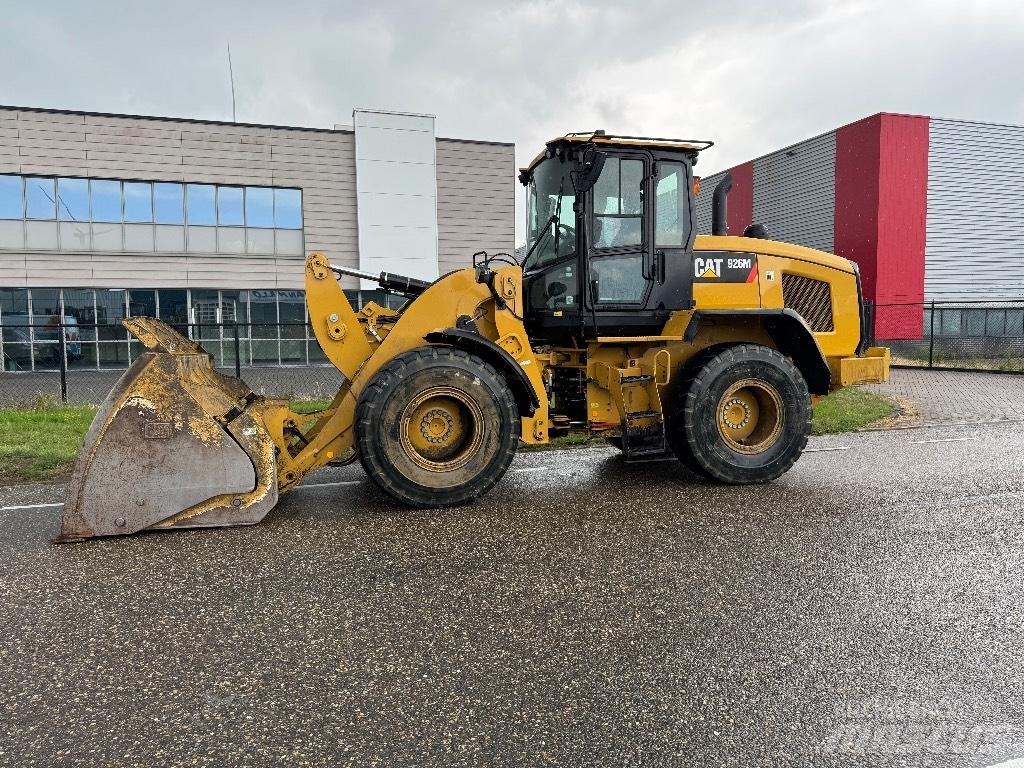 CAT 926 M Utovarivači na točkove
