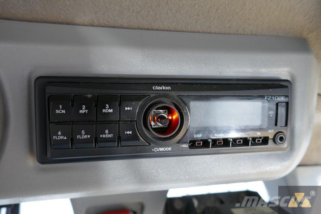 CAT 938M Utovarivači na točkove