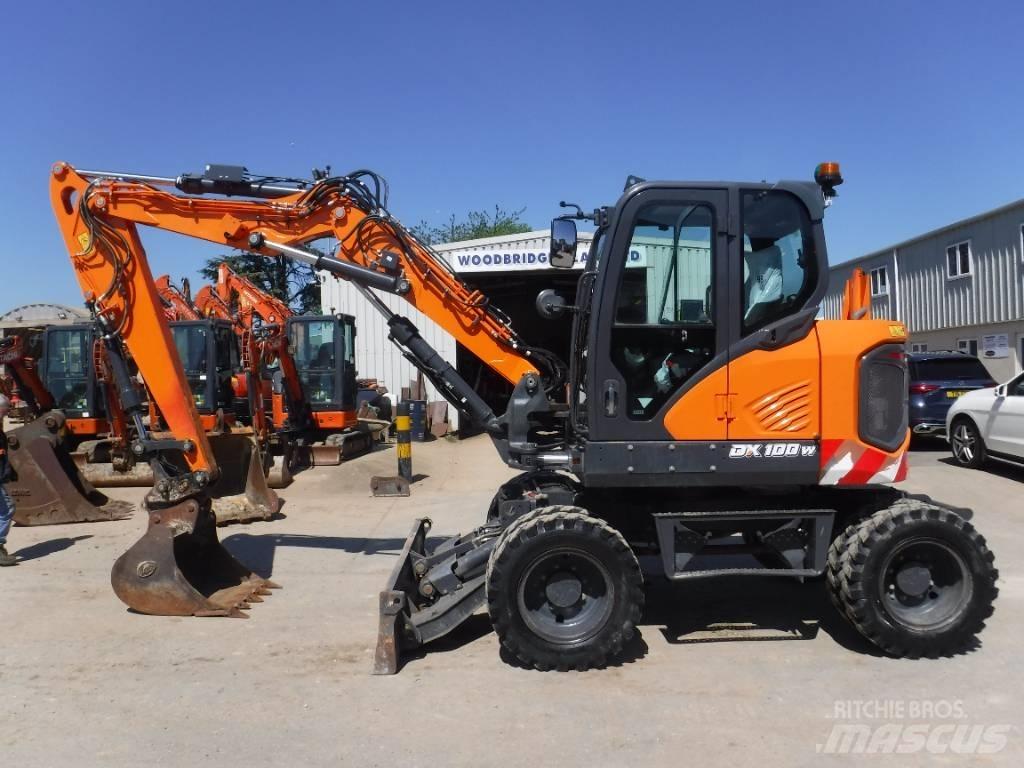 Doosan DX 100W-7 Bageri točkaši