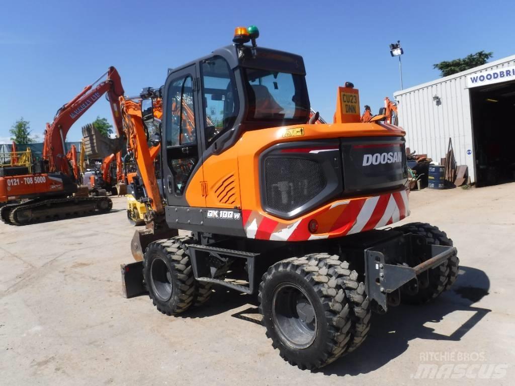 Doosan DX 100W-7 Bageri točkaši