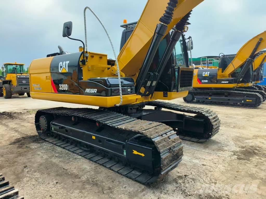 CAT 320 Bageri guseničari