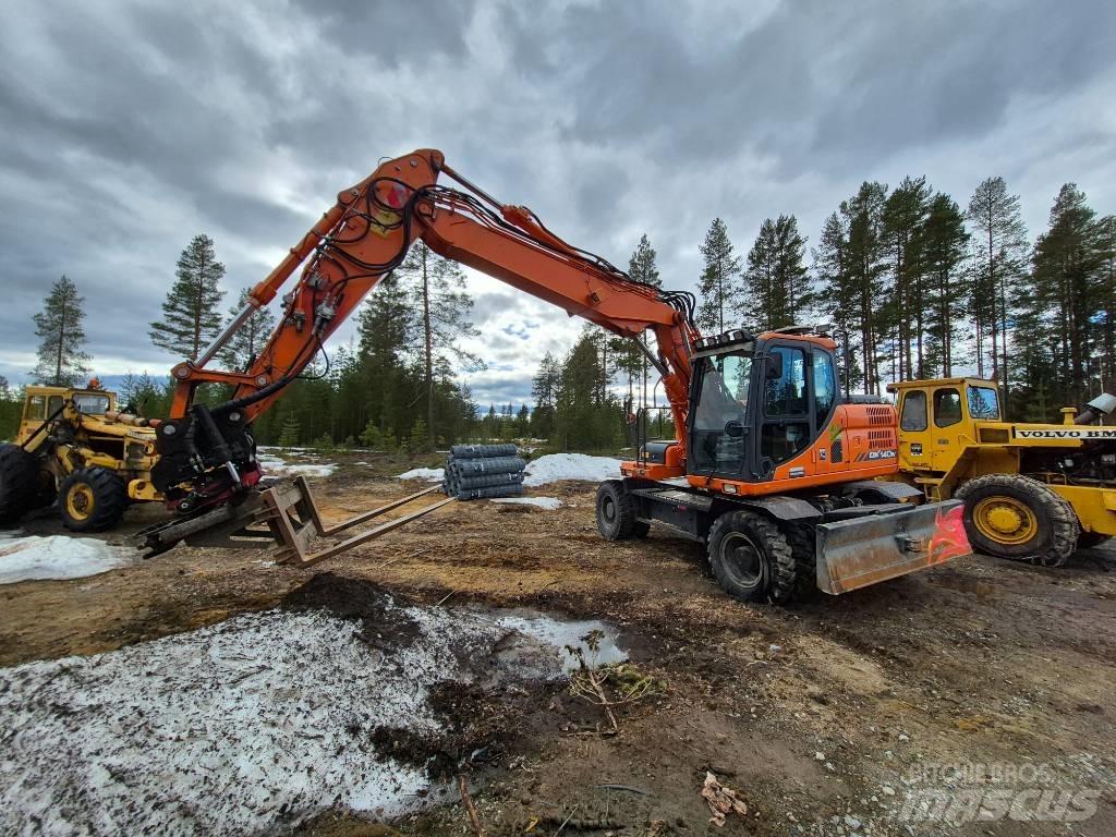 Doosan DX 140 W-3 Bageri točkaši