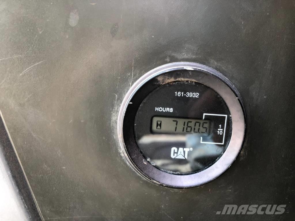 CAT 320 D L Bageri guseničari