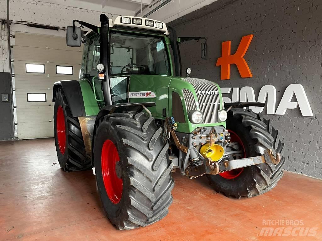 Fendt 716 Vario Traktori
