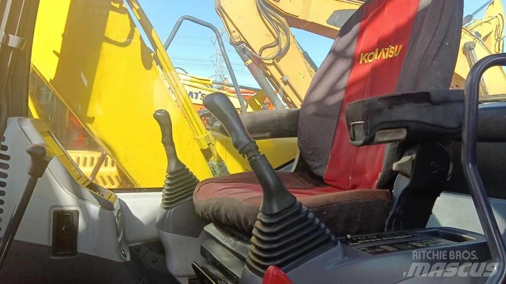 Komatsu PC130 Bageri guseničari