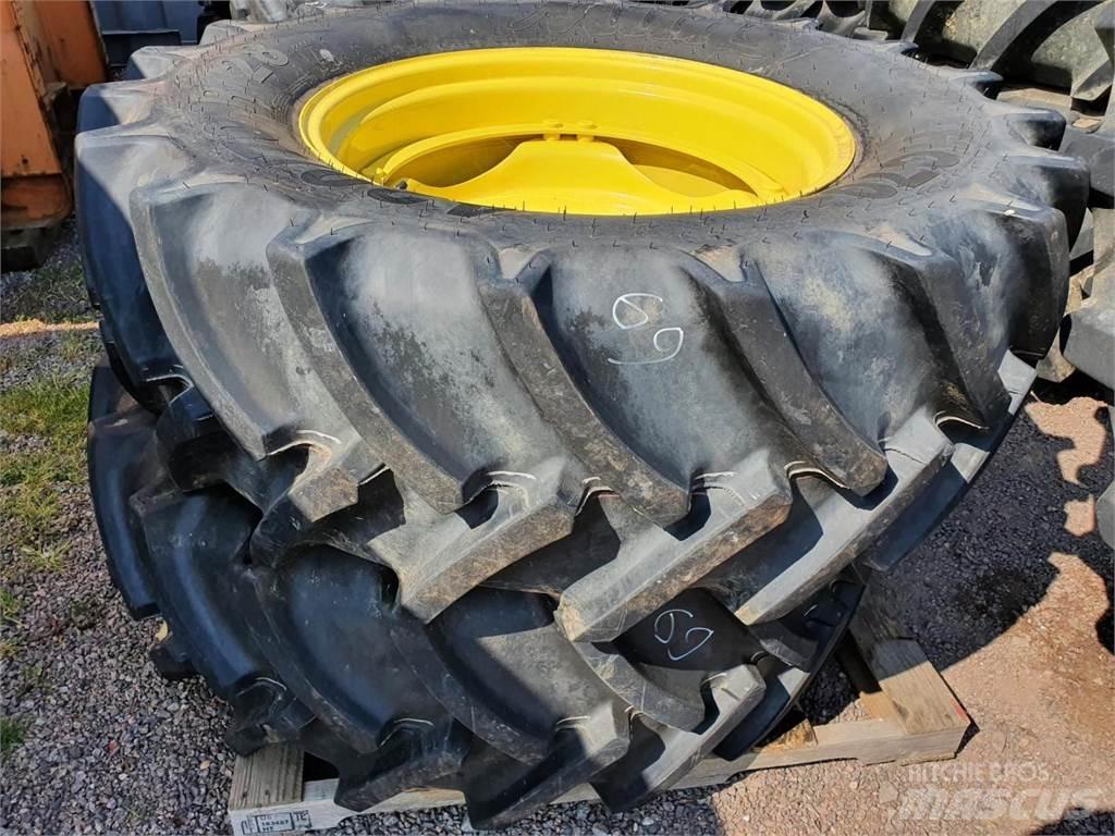 Mitas 420/70R28 x2 Gume, točkovi i felne