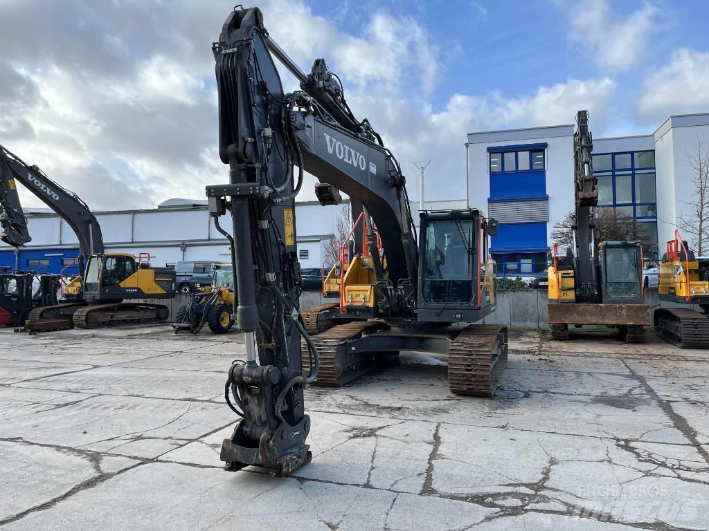 Volvo EC220EL Bageri guseničari
