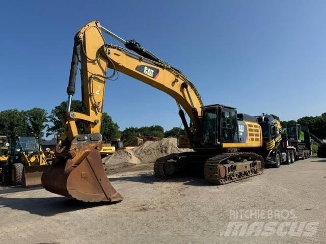 CAT 352 F Bageri guseničari