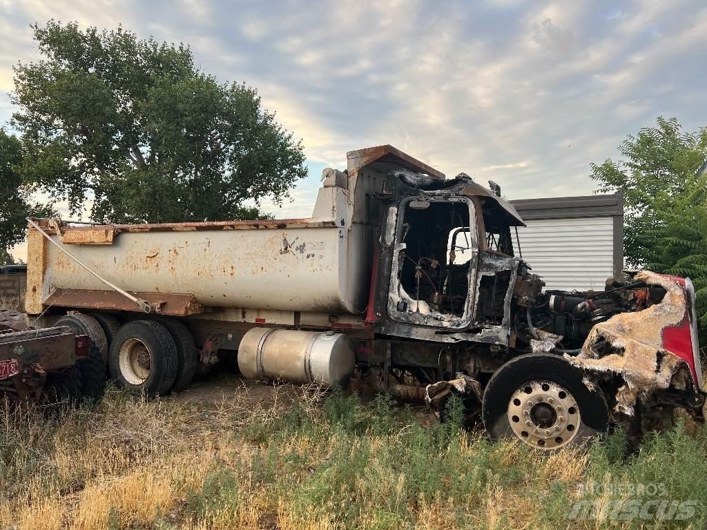 Peterbilt 377 Kiperi kamioni
