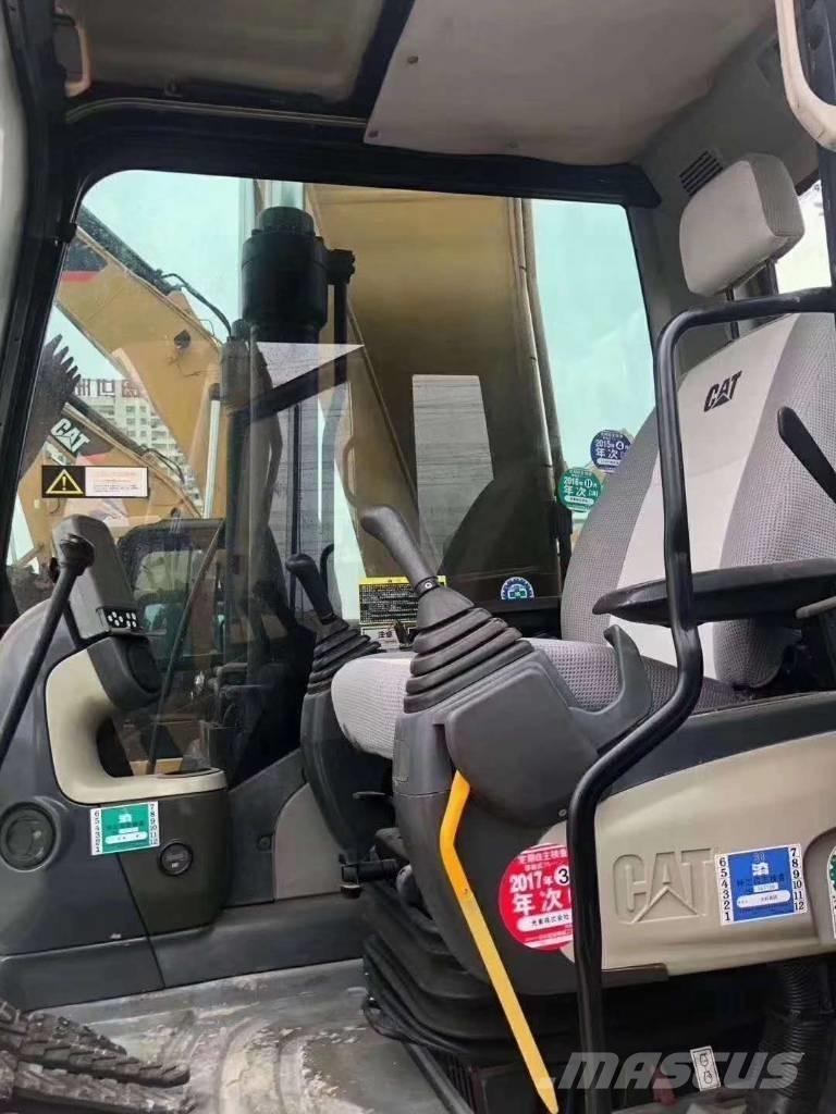 CAT 323 D Bageri guseničari
