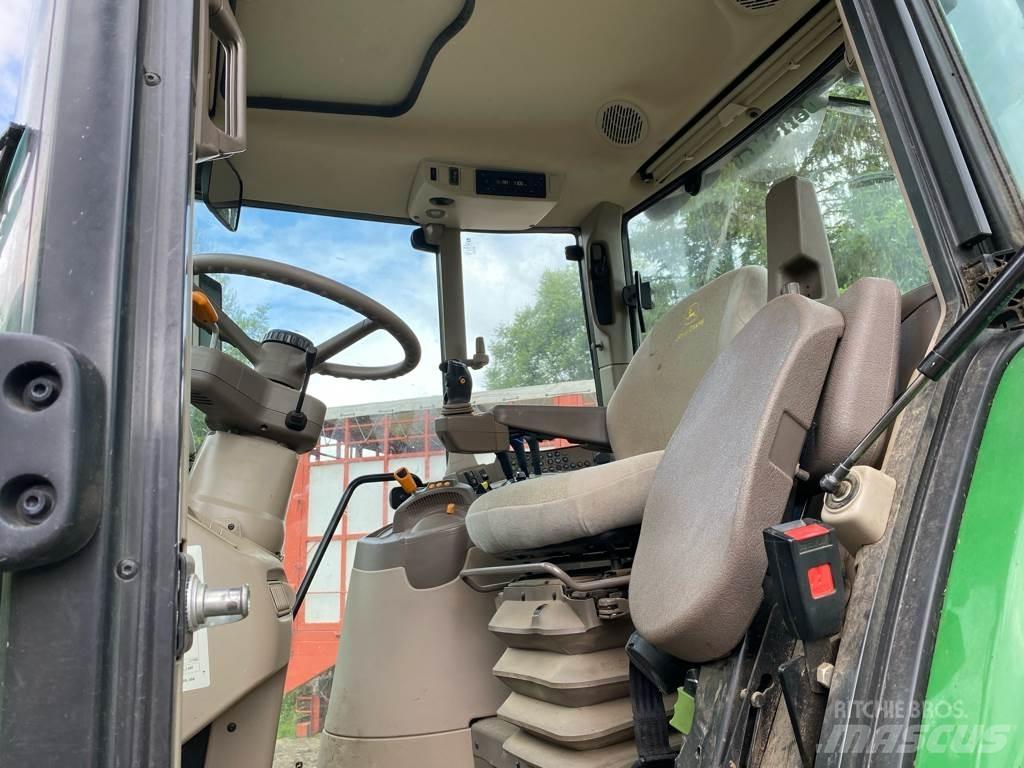 John Deere 6110M Traktori