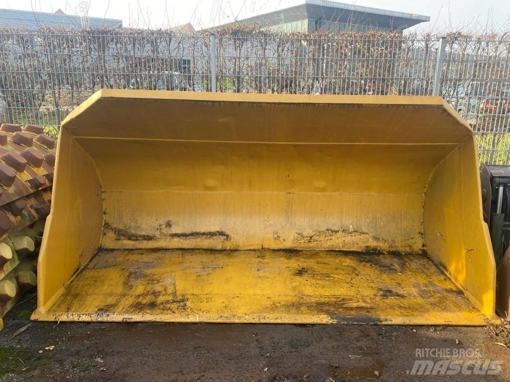 CAT 972 Kašike / Korpe