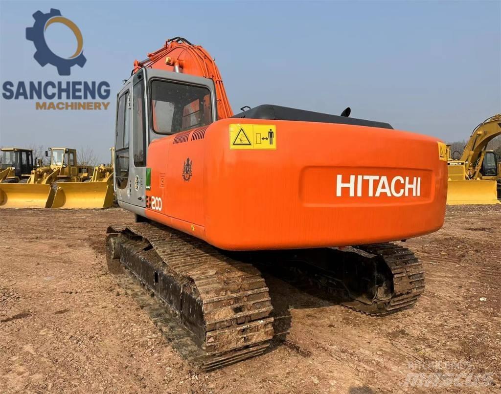 Hitachi EX 200 Bageri guseničari