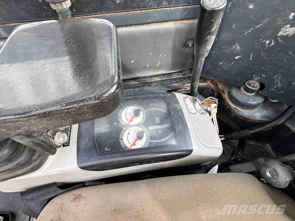 Komatsu PC 26 MR-3 Mini bageri < 7t