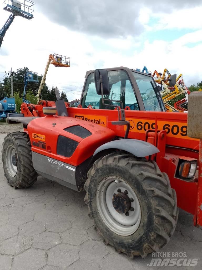 Manitou MT 1440 Teleskopski viljuškari