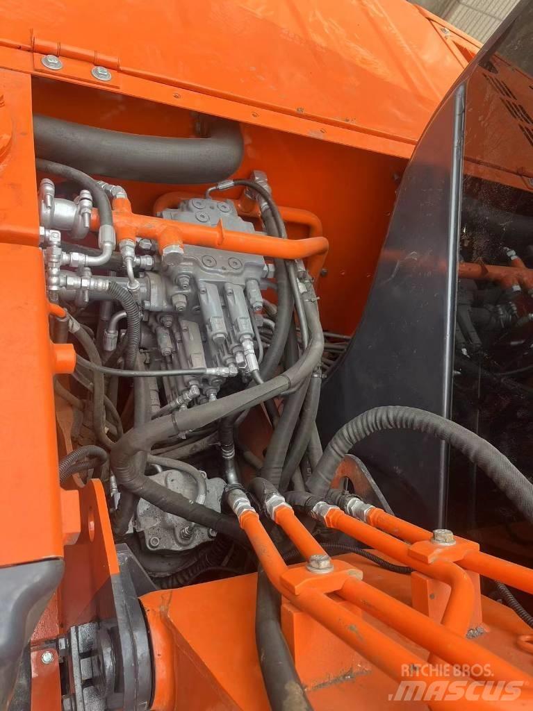 Hitachi ZX70 Bageri guseničari