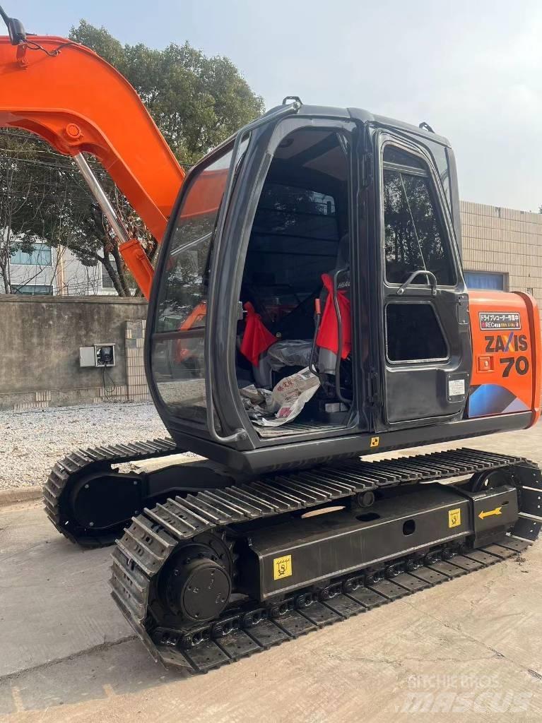 Hitachi ZX70 Bageri guseničari