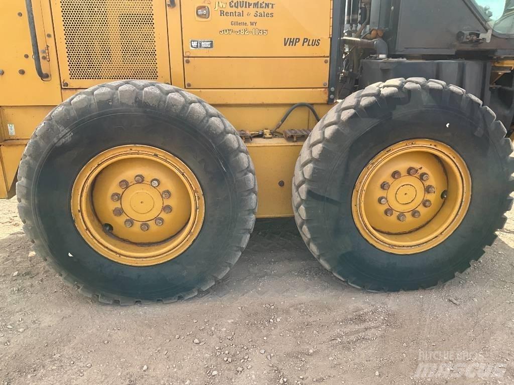 CAT 140 M AWD Grejderi