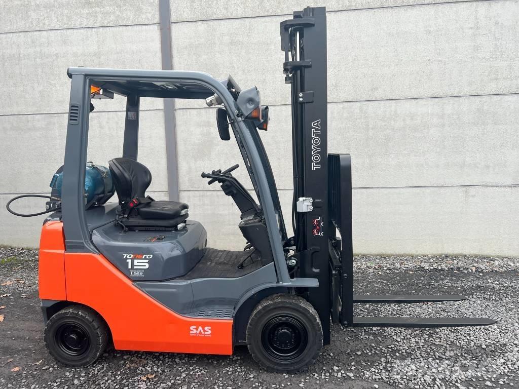Toyota 02-8FGF15 Plinski viljuškari