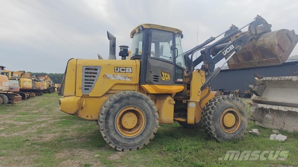 JCB 426 HL Kabine i unutrašnjost