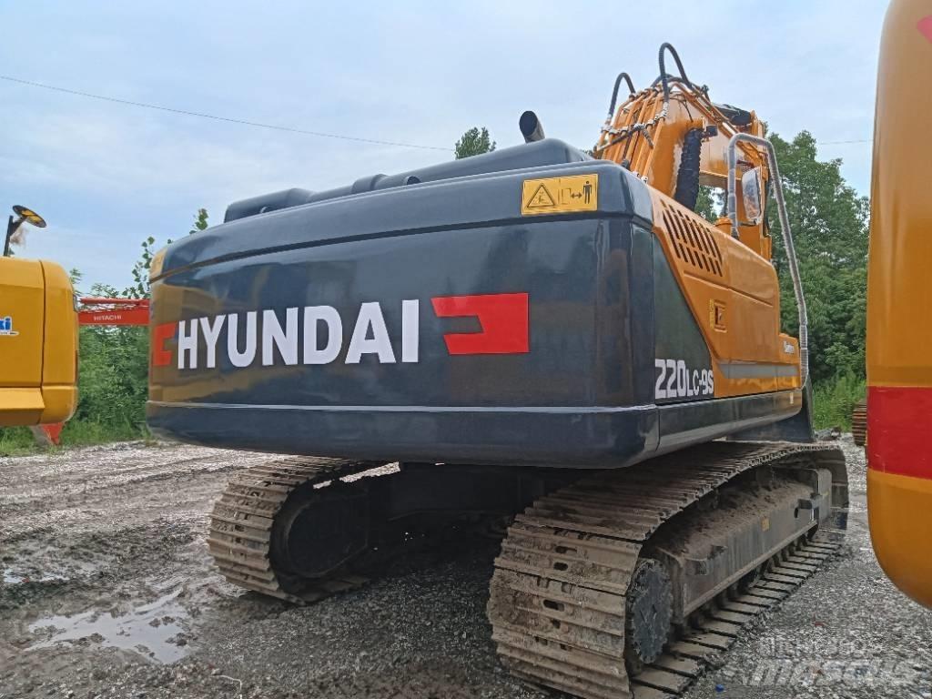 Hyundai R220-9S Bageri guseničari