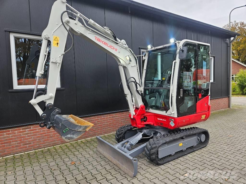 Takeuchi TB 230 Mini bageri < 7t