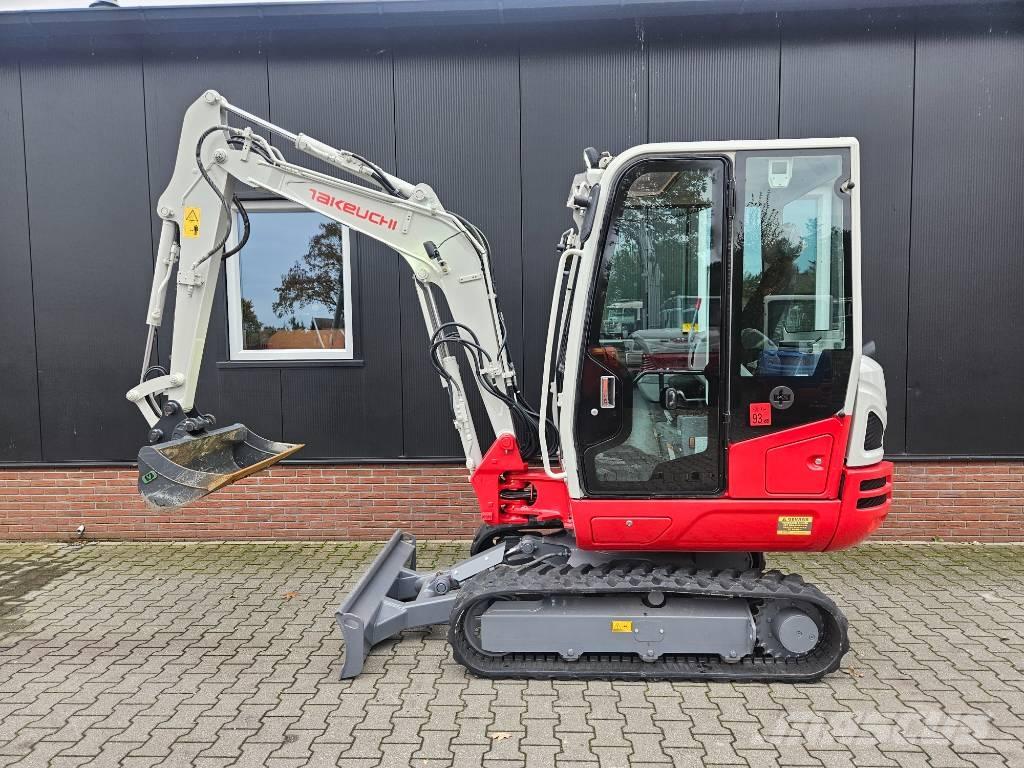 Takeuchi TB 230 Mini bageri < 7t