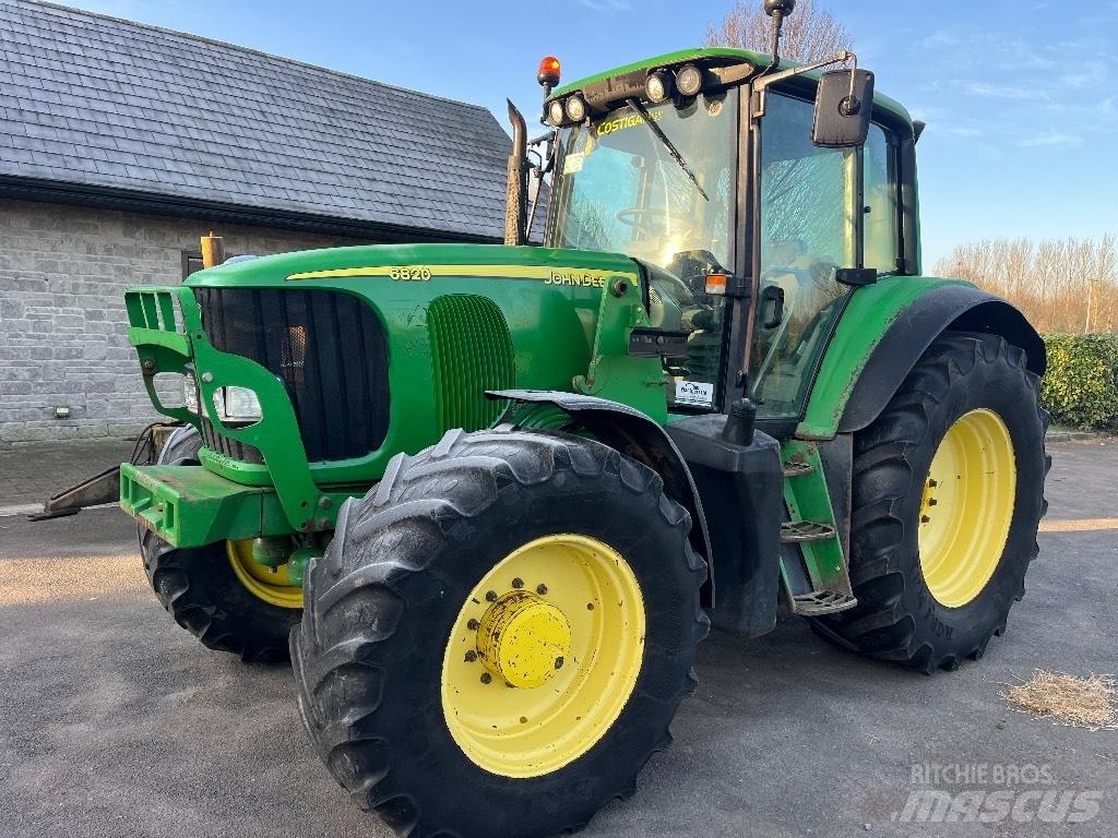 John Deere 6820 Traktori