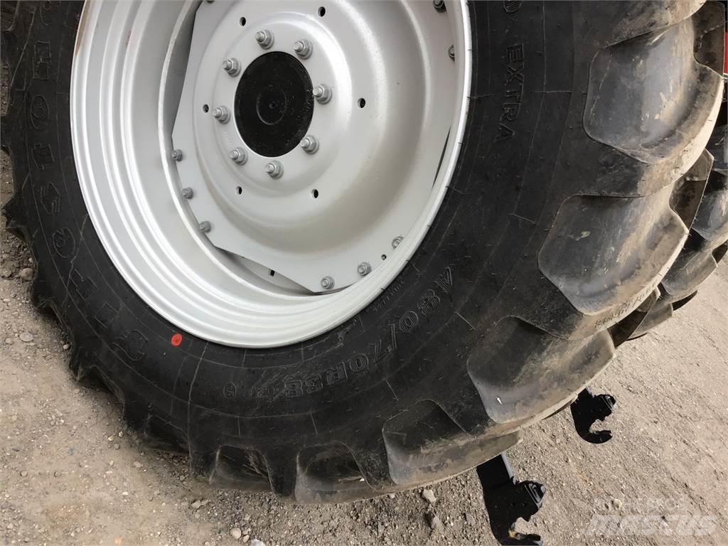 Case IH Luxxum 110 Traktori