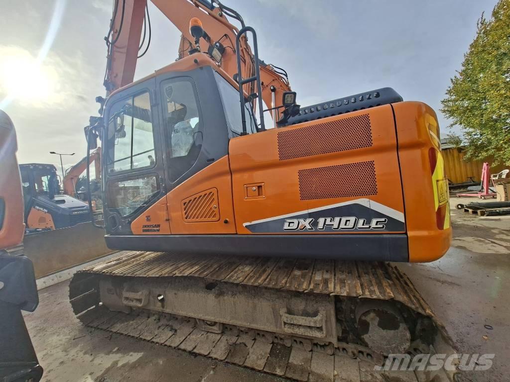 Doosan DX 140 LC Bageri guseničari
