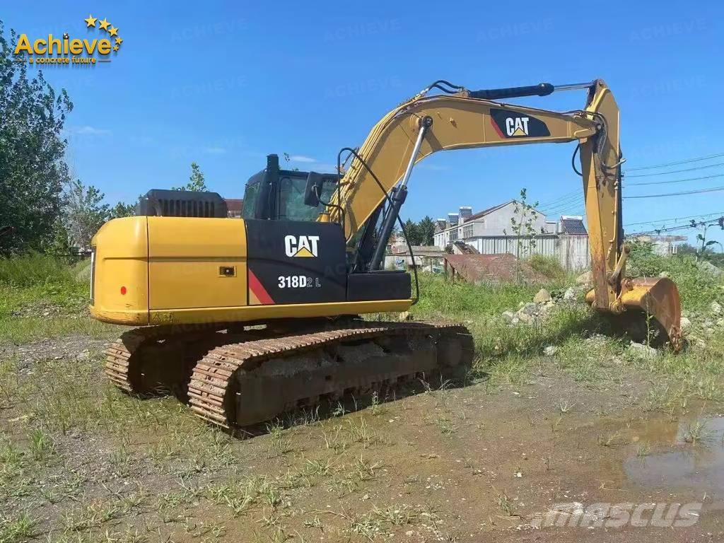 CAT 318D2L Bageri guseničari