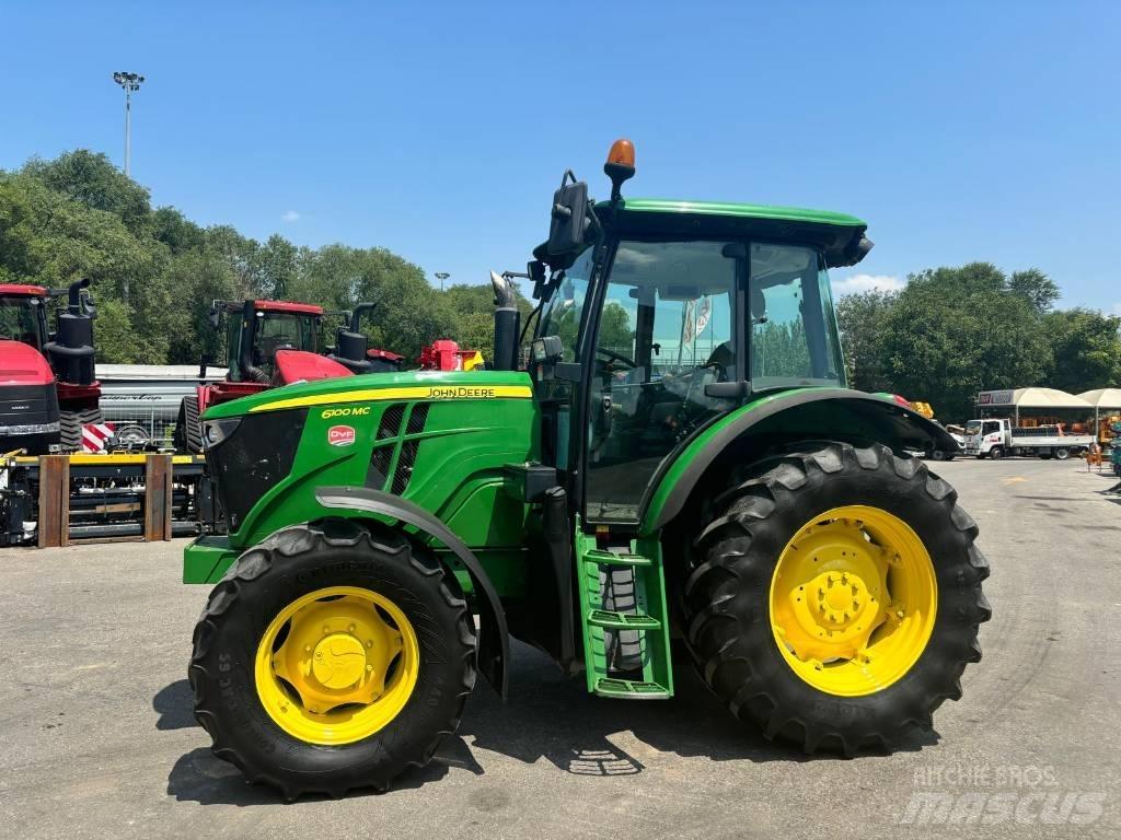 John Deere 6100 MC Traktori