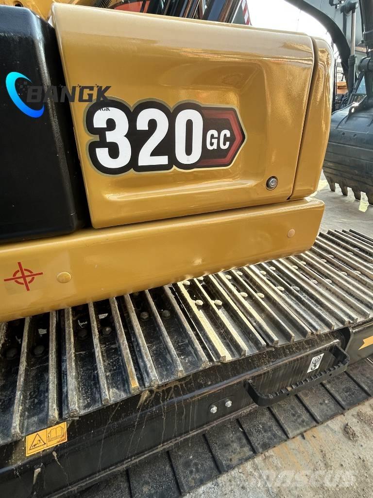 CAT 320G Bageri guseničari
