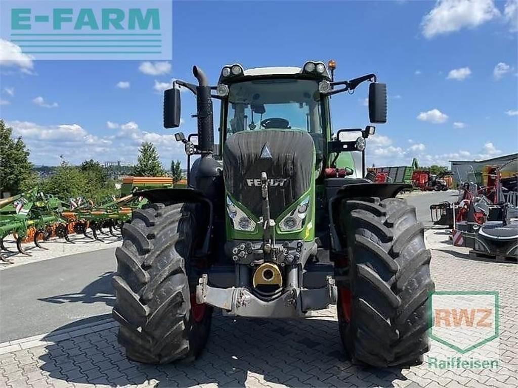 Fendt 828 vario s4 Traktori
