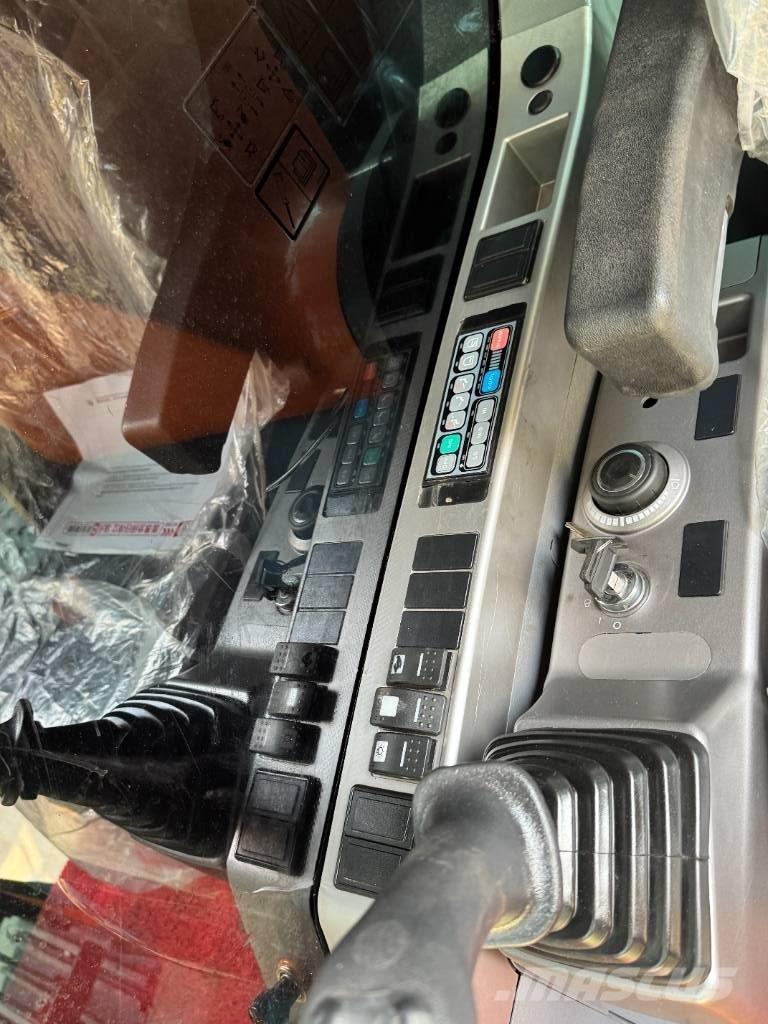 Doosan DX 225 Bageri guseničari