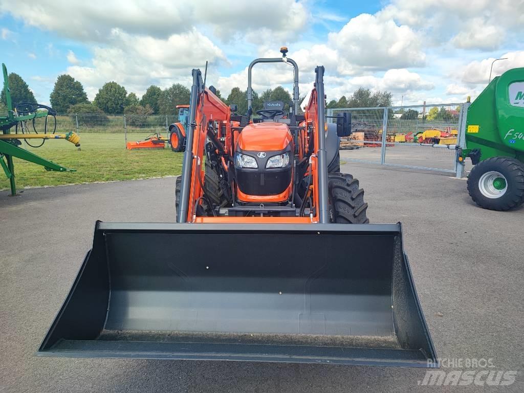 Kubota M4063 ROPS Traktori