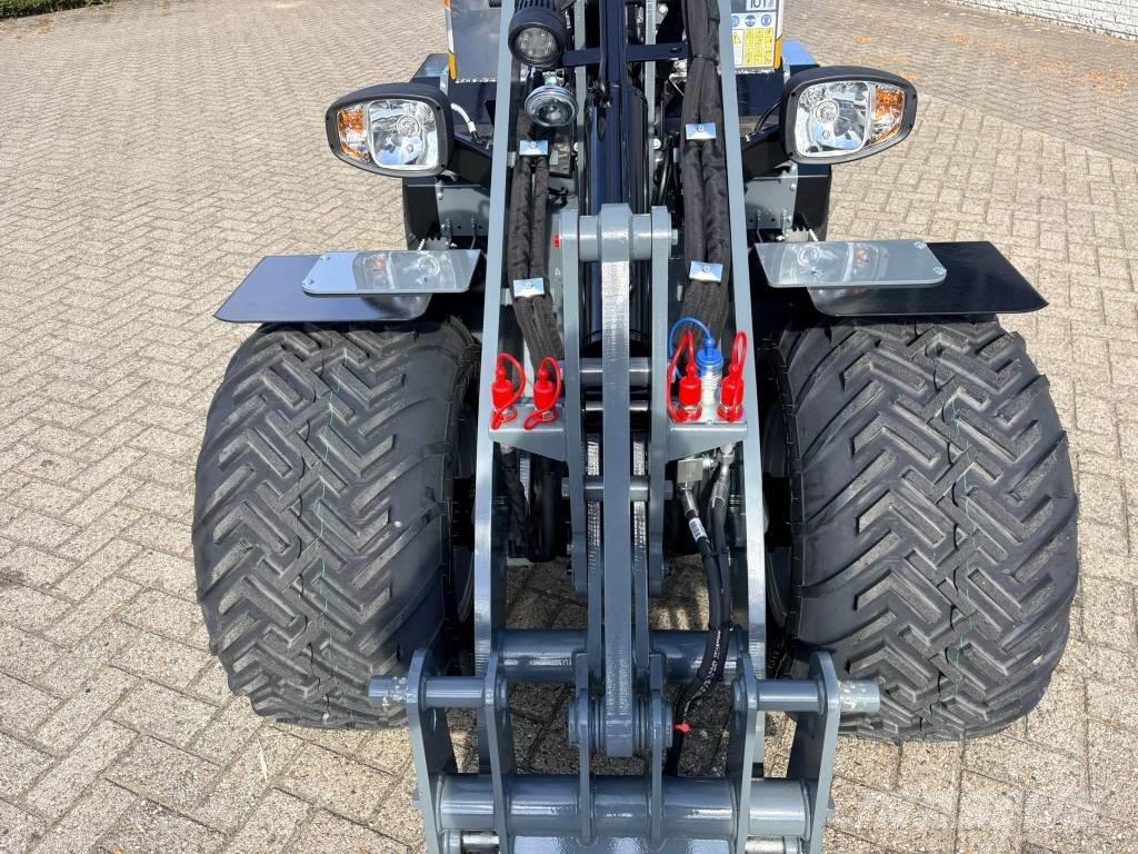 Giant G2500HD Xtra Mini utovarivači