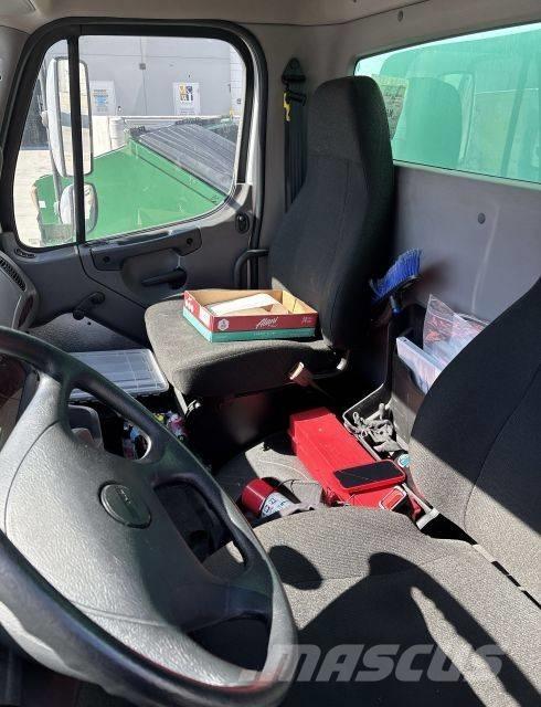 Freightliner M2 Kamioni za prevoz pića