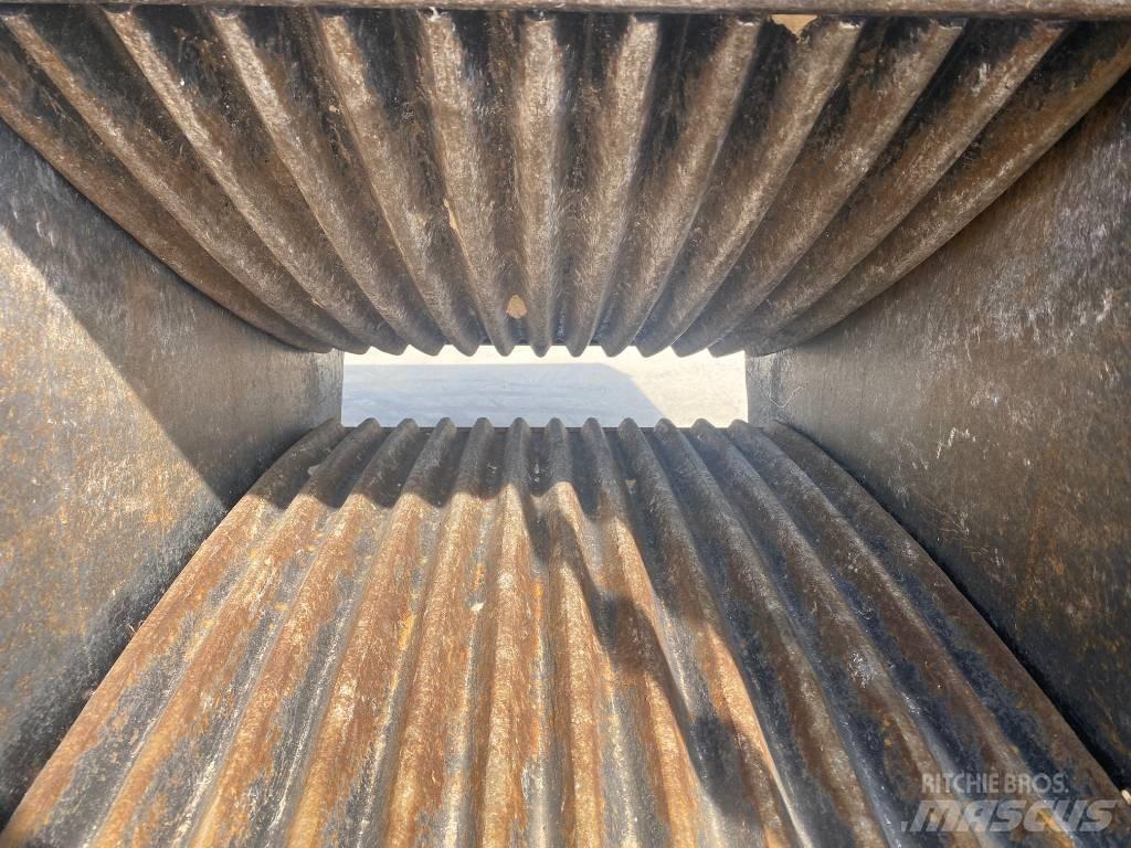 MB Crusher BF60.1 S4 Ostala oprema i komponente