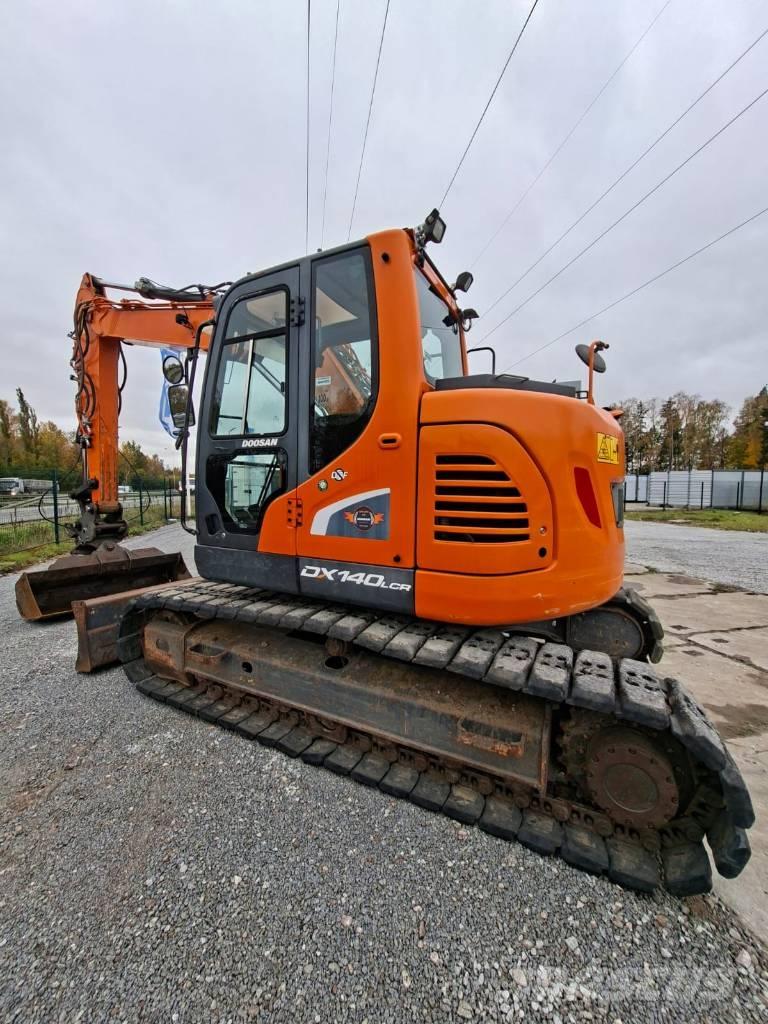 Doosan DX 140 LCR Bageri guseničari