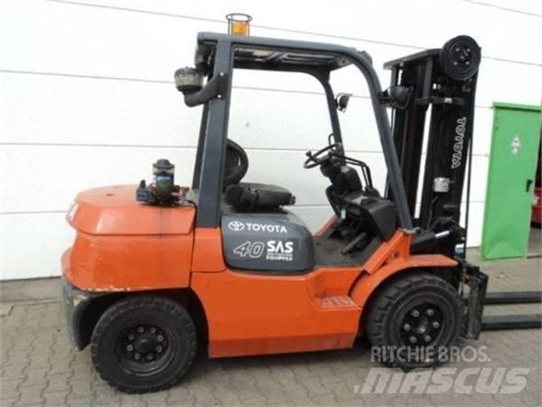 Toyota 02-7FD35 Dizelski viljuškari