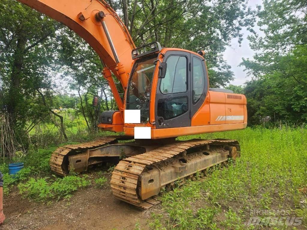 Doosan DX 220 LCA Bageri guseničari
