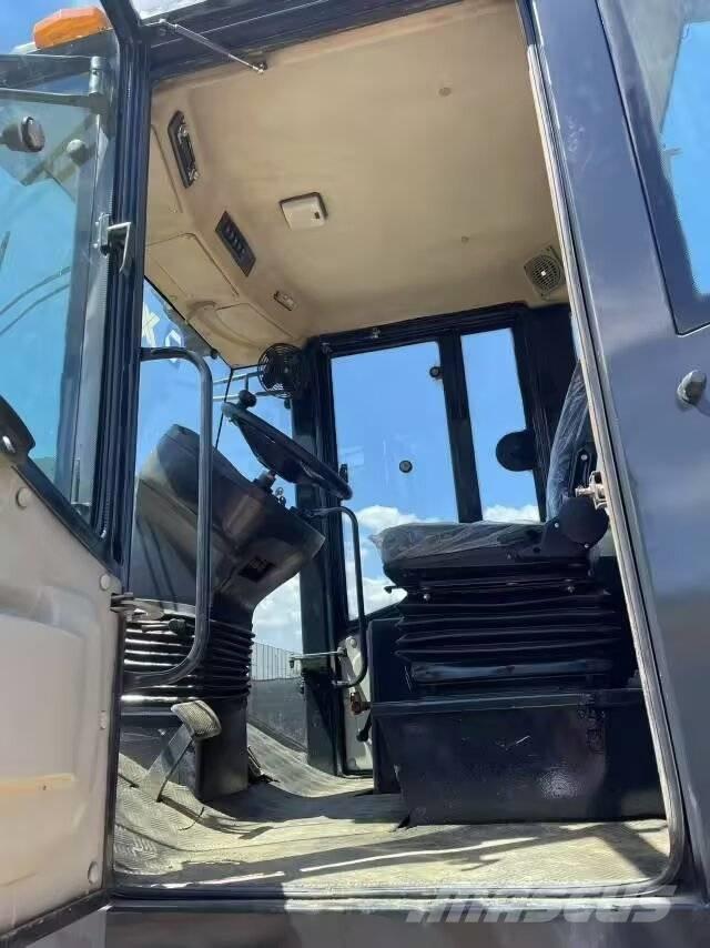 XCMG XS 223 J Valjci sa jednim bubnjem