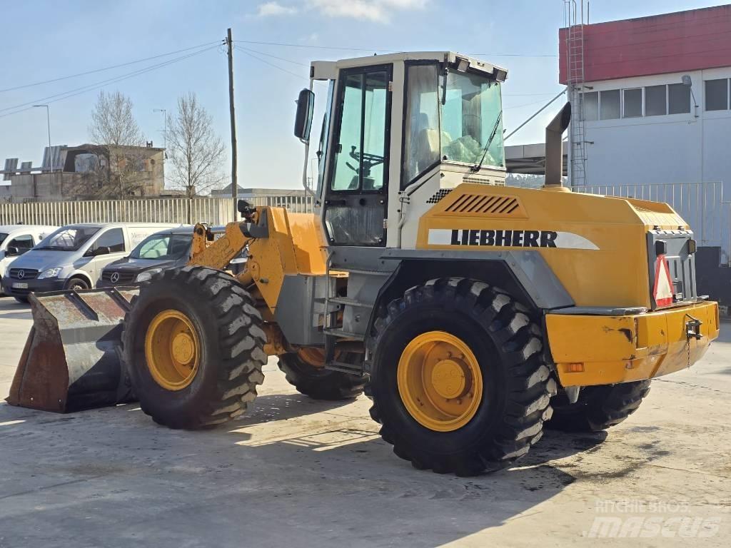Liebherr L522 Utovarivači na točkove