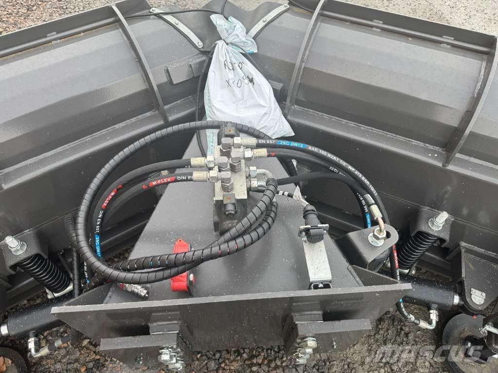 Pronar PUV 3300 Snežne daske i plugovi