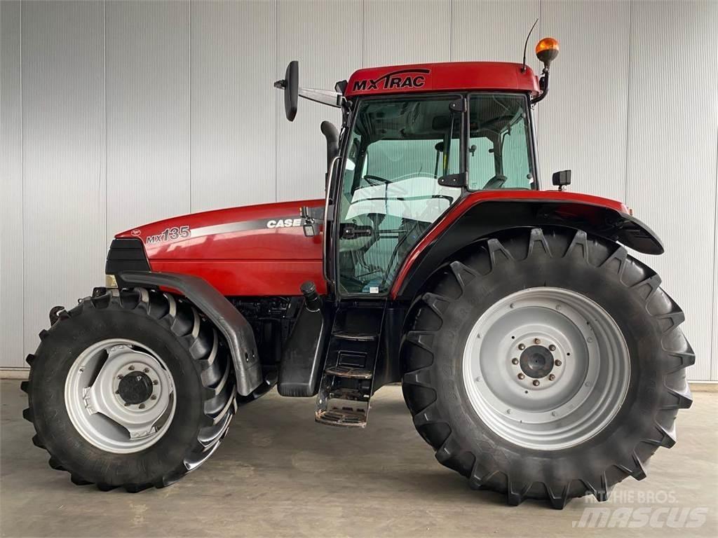 Case IH MX 135 Traktori