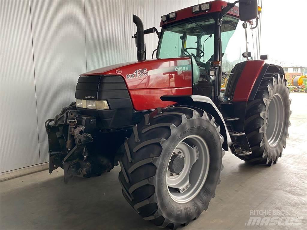 Case IH MX 135 Traktori